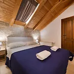 Authentic Stone House, Будинок відпочинку Задар